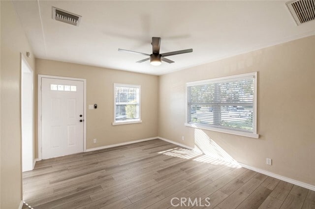 Building Photo - 807 E Chevy Chase Dr