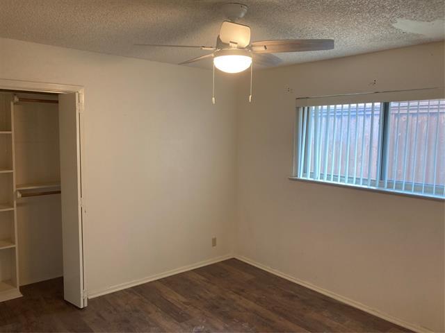 Building Photo - 925 Boone Dr
