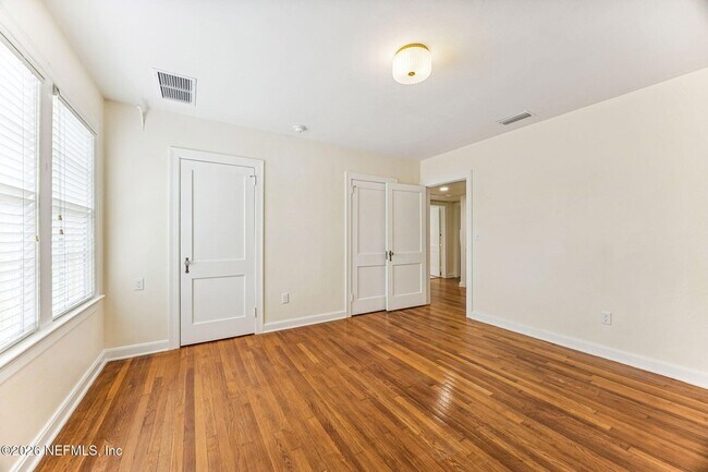 Building Photo - 1406 San Mateo Ave