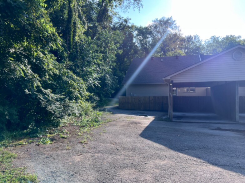Building Photo - 408 Rice Dr