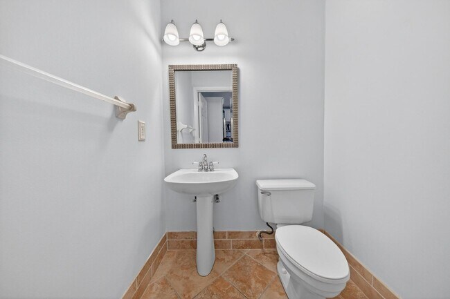 Building Photo - 191 NW 118th Dr