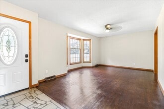 Building Photo - 318 Goodrich Dr