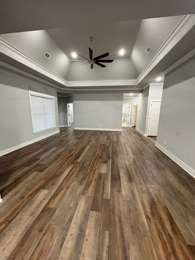 Building Photo - BEAUTIFUL HOME IN GREAT LOCATION!