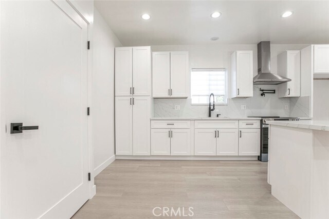 Building Photo - 11325 Collett Ave