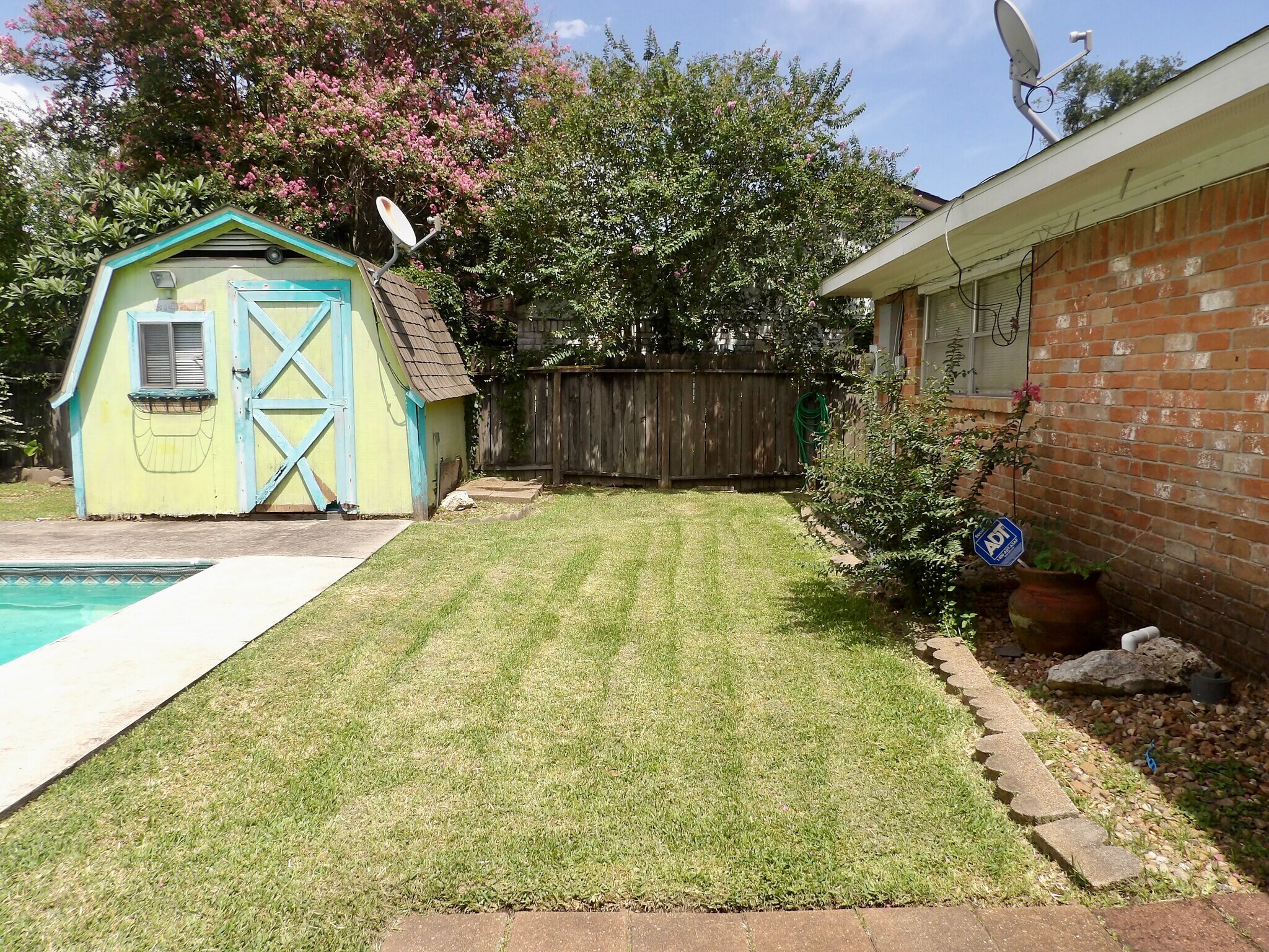 Building Photo - 13711 Oleoke Ln