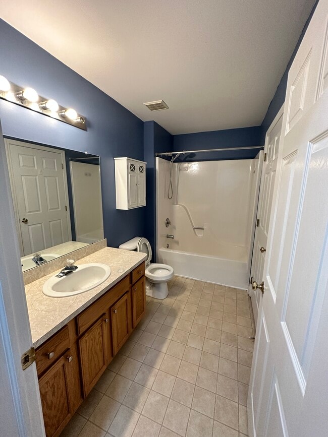 Building Photo - 3138 Promenade Cir
