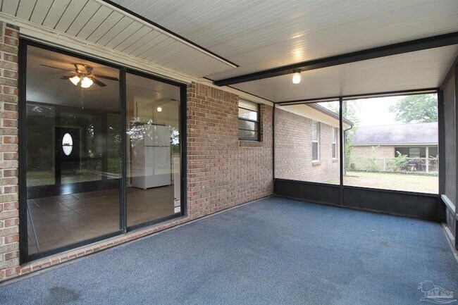 Building Photo - 7839 Coronet Way