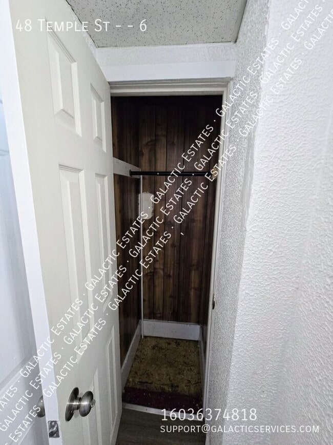 Building Photo - 48 Temple St