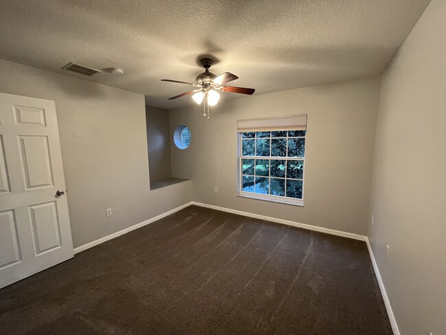 Upstairs Front bedroom with Nook - 13155 Liberty Square Dr