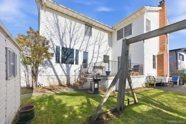 Building Photo - 1495 Bay Blvd