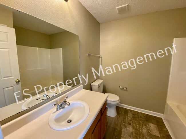 Building Photo - Wonderful 3 Bedroom 2 Bath Ranch Home in Lawrence Township!