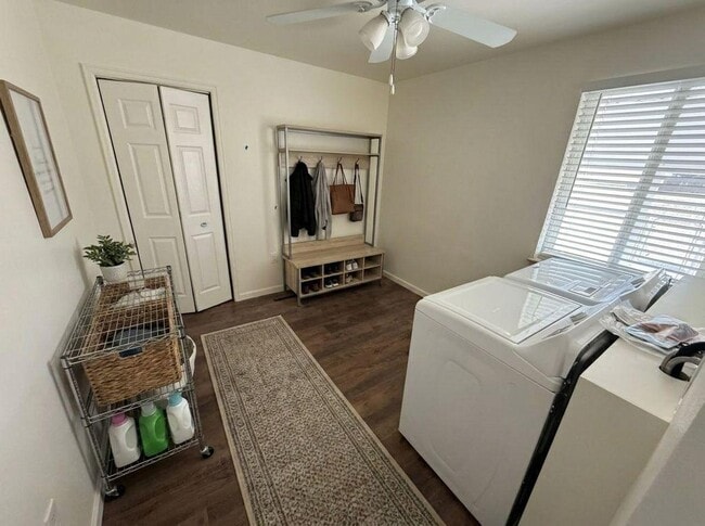 Building Photo - 9375 CO-66