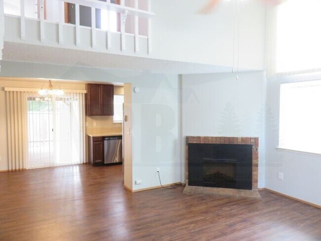 Building Photo - Newly renovated House located in the park community of Lacey!