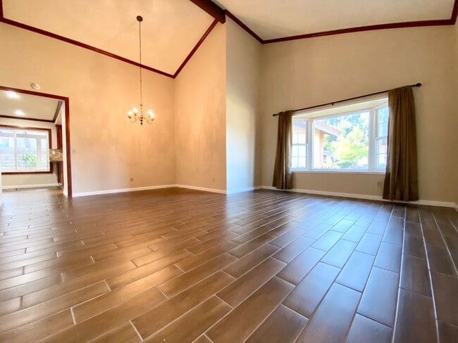 Building Photo - Charming Single-Story Home in Diamond Bar—Modern Upgrades & Prime Location!
