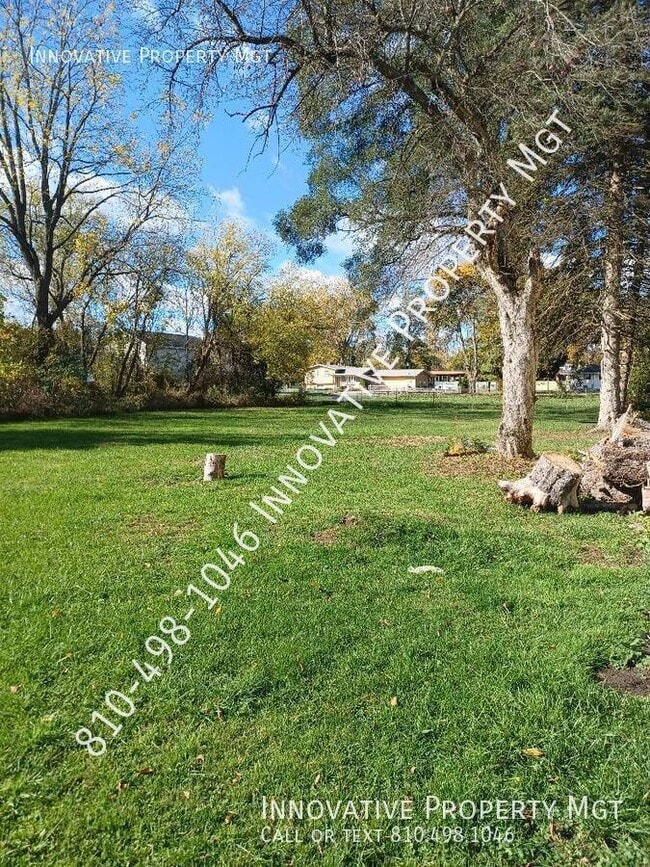 Building Photo - 5288 Richfield-