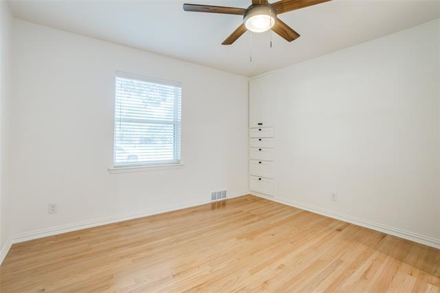 Building Photo - 5831 Elderwood Dr