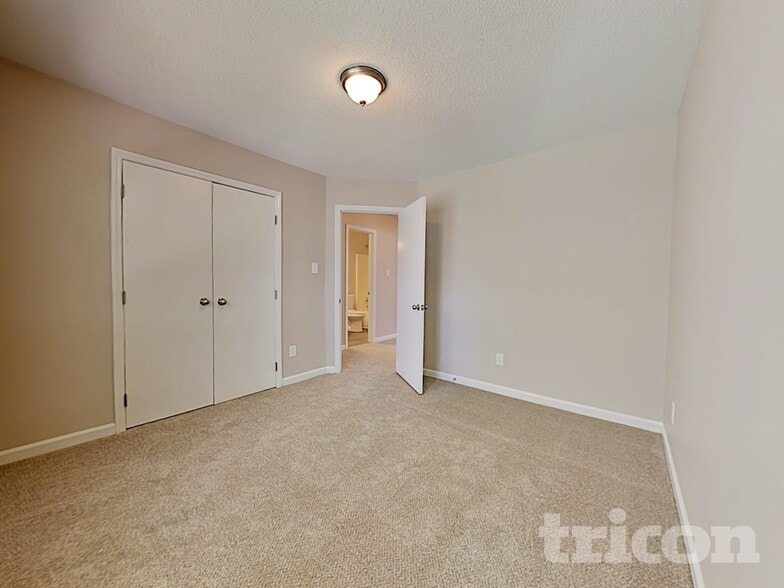 Building Photo - 4205 Traders Dock Ct