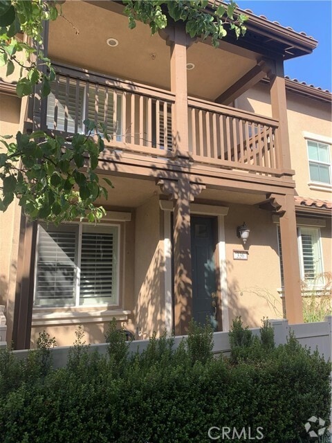 Building Photo - 336 W Linden Dr