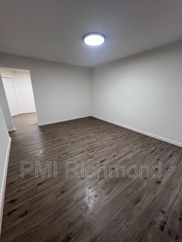 Building Photo - 3517 Briel St