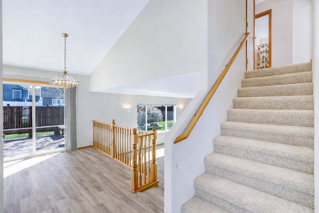 Building Photo - 18624 E 8th Ave