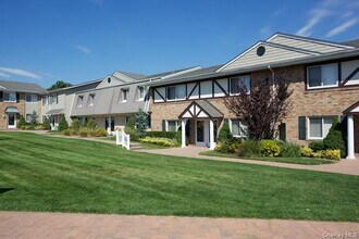 Building Photo - 125 Moonlight Walk