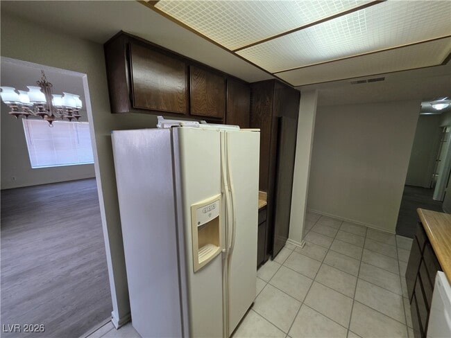 Building Photo - 3214 Anacapa Way