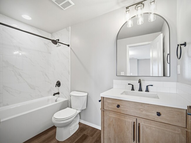 Building Photo - Charming North Spokane Home in a Quiet Neighborhood ? Limited-Time Move-In Special: Half Off Your...