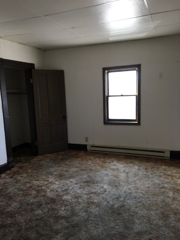 Building Photo - 813 N 14th St