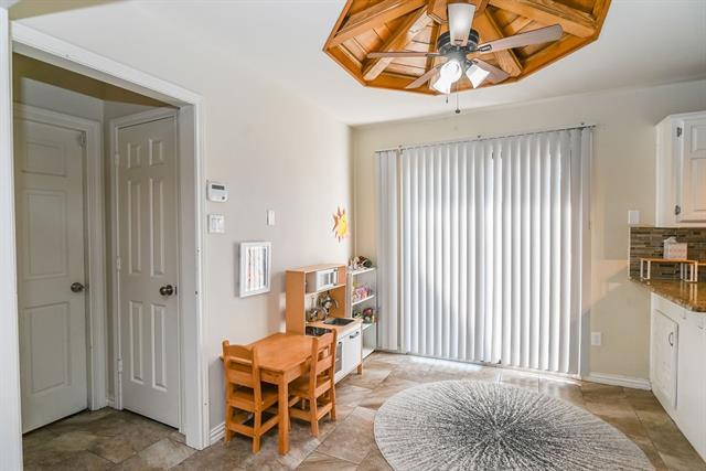 Building Photo - 128 Highland Meadow Cir