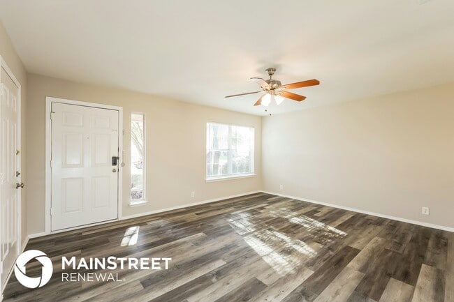 Building Photo - 9647 Shorebird Ln