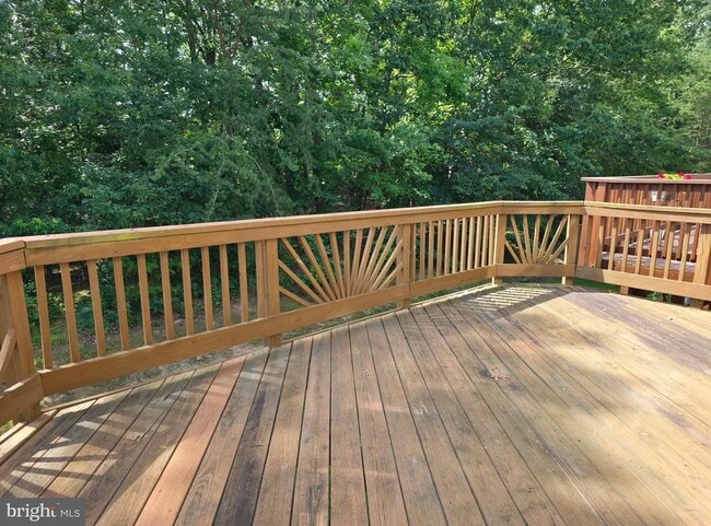 Building Photo - 705 Pine Drift Dr