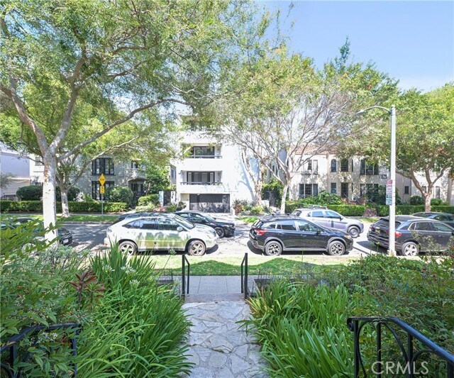 Building Photo - 149 Crescent Dr