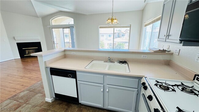 Building Photo - 4810 Grey Wolf Ln