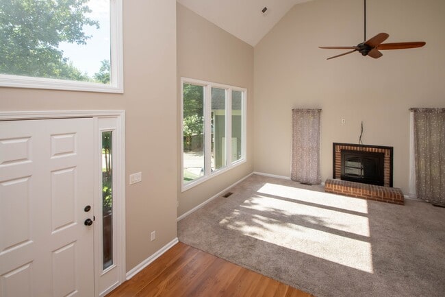 Building Photo - 6447 High Creek Ct