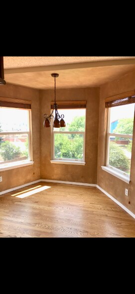 Building Photo - 2830 Dristol Dr