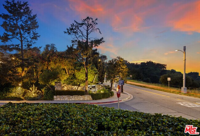 Building Photo - 3144 Corda Dr
