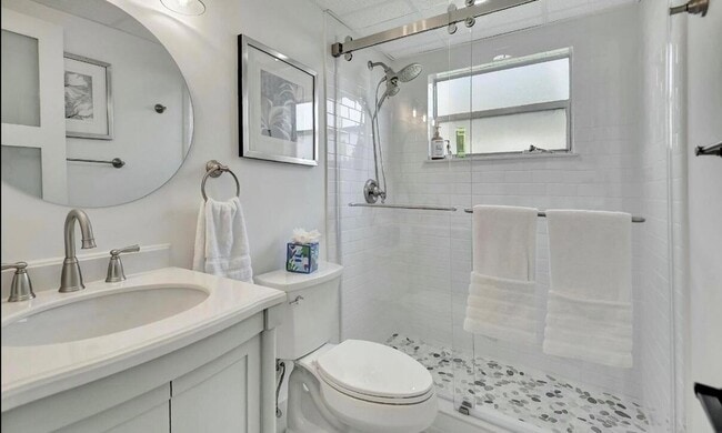 Building Photo - 581 Monaco Blvd