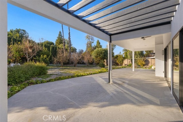 Building Photo - 5301 Crebs Ave