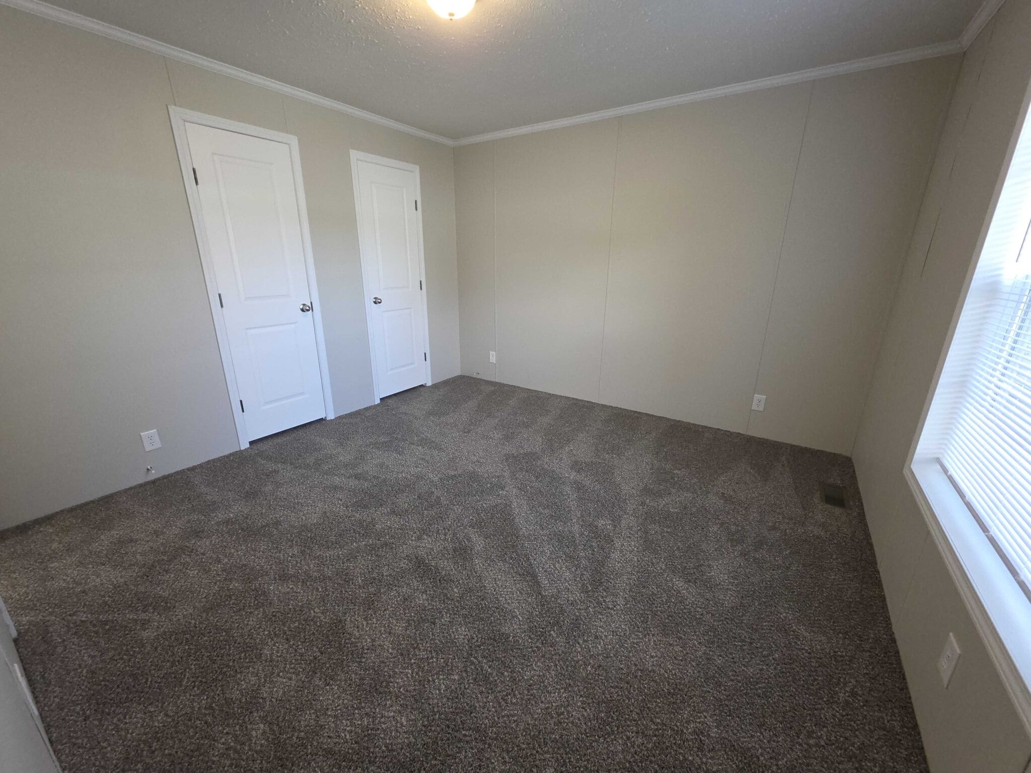 Building Photo - 3653 Pinoak St