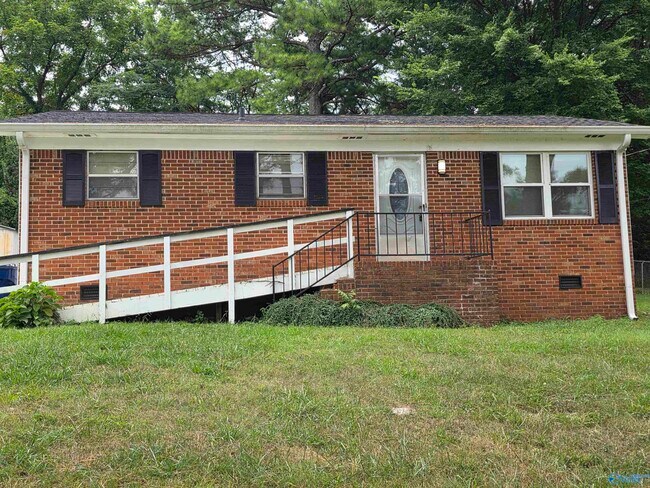 Primary Photo - 145 Harris Rd NW