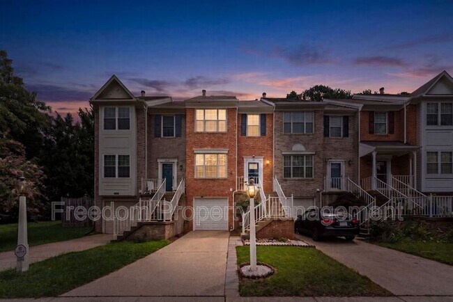Building Photo - 8644 Sanderling Dr