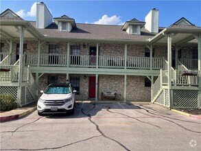 Building Photo - Half-mile from Downtown Round Rock!!!