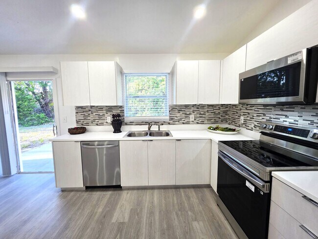 Building Photo - Vero Beach Rentals. Vero Beach Homes For Rent. Vero Beach Rent, LLC and Property Management Company