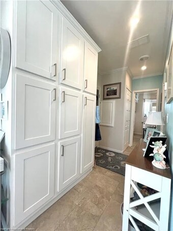 Building Photo - 4637 W Palm Dr