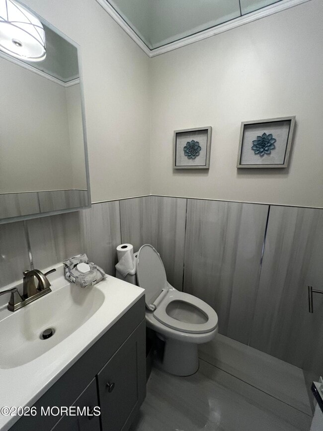 Building Photo - 799 Bowyer Ave