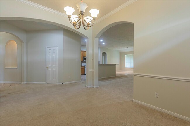 Building Photo - 16414 Reddingford Ln