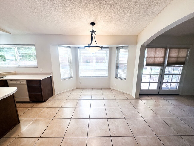 Building Photo - 3555 W 15th Ln