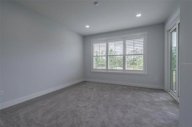 Building Photo - 2820 Isles Wy