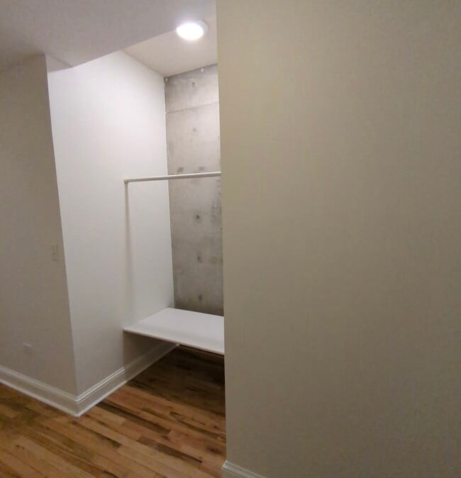 Building Photo - 1720 S Michigan Ave