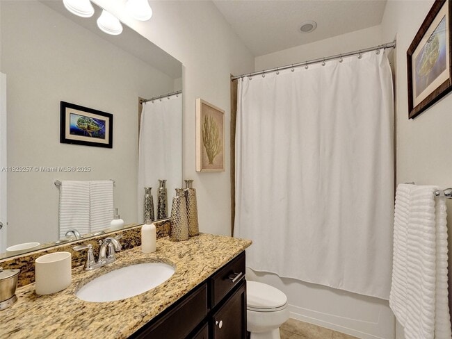 Building Photo - 1144 S Community Dr